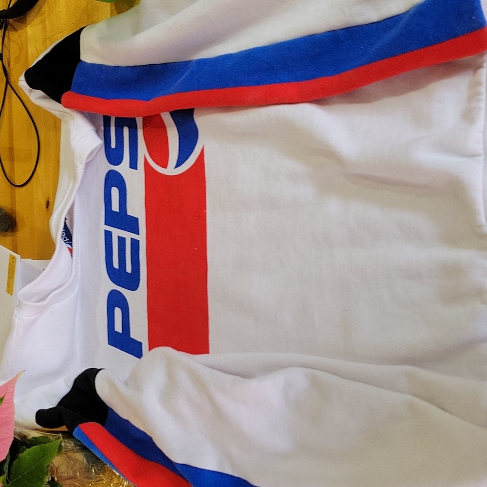 Pepsi sweater
